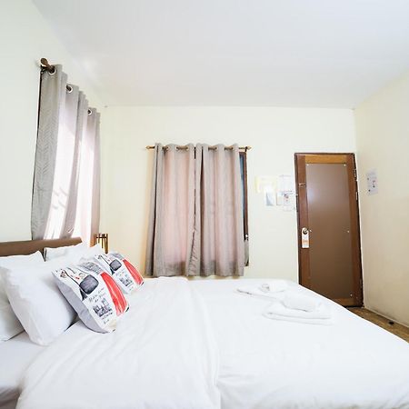 Sabuy Chiangmai Hotel Chiang Mai Ngoại thất bức ảnh
