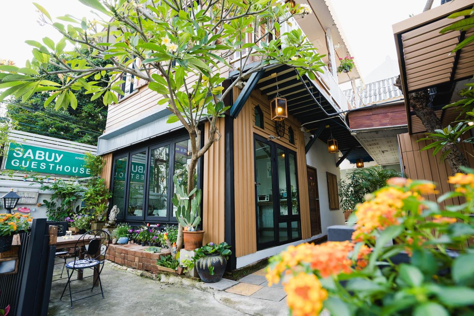 Sabuy Chiangmai Hotel Chiang Mai Ngoại thất bức ảnh